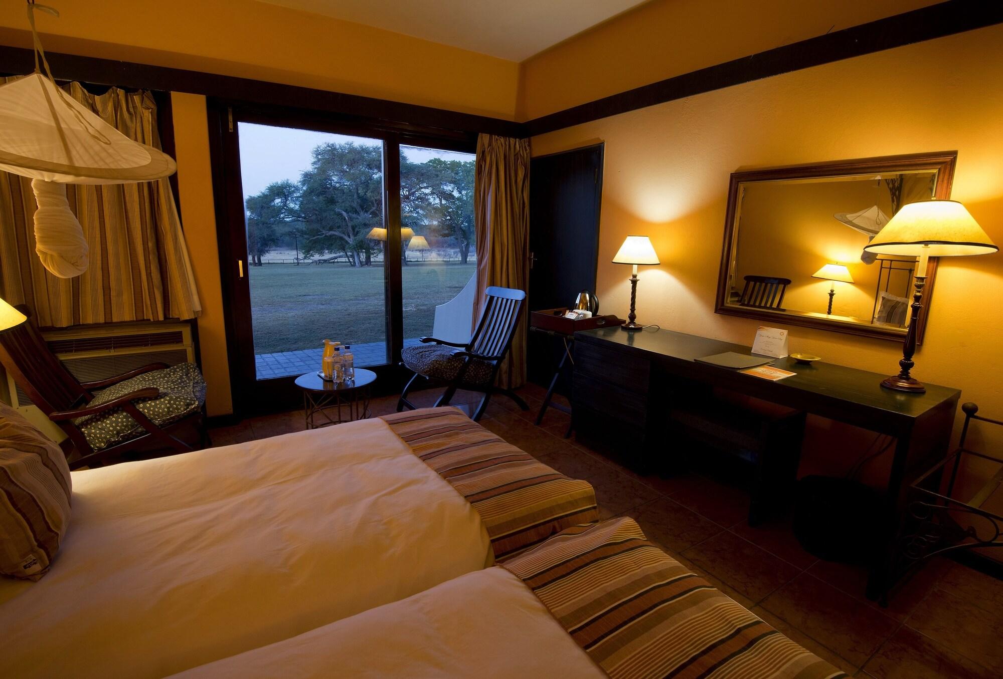 Hwange Safari Lodge Dete Buitenkant foto