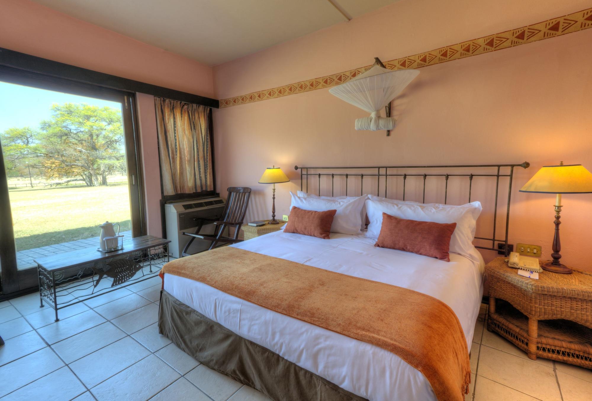 Hwange Safari Lodge Dete Buitenkant foto