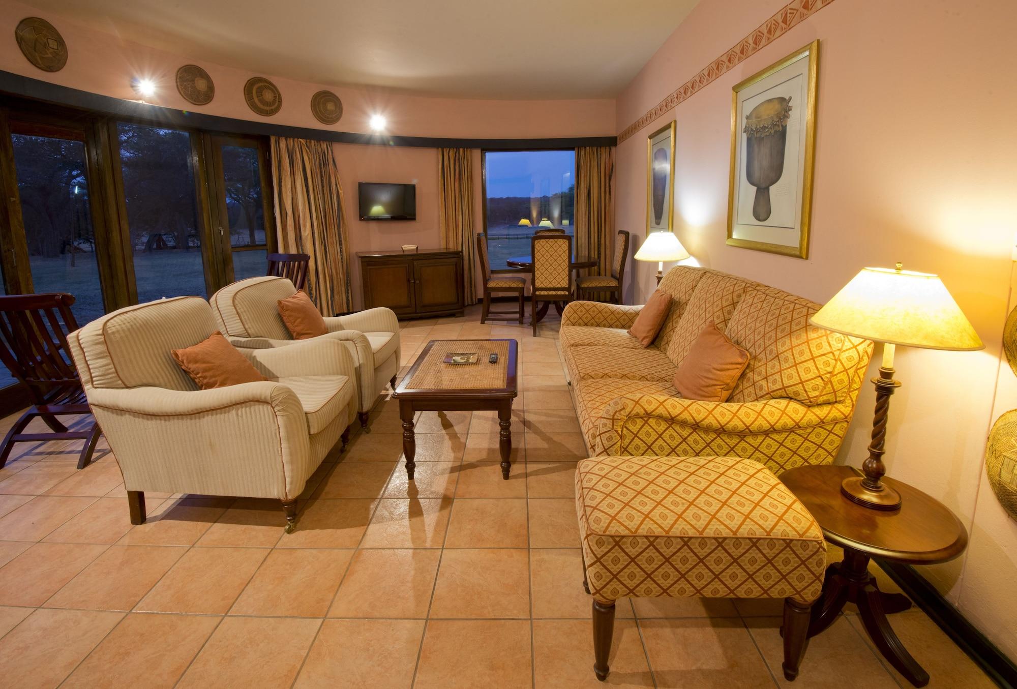 Hwange Safari Lodge Dete Buitenkant foto