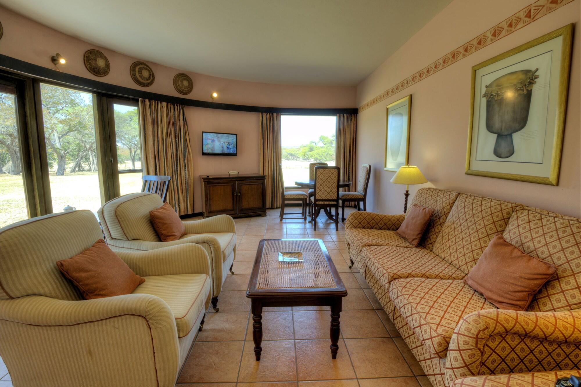 Hwange Safari Lodge Dete Buitenkant foto