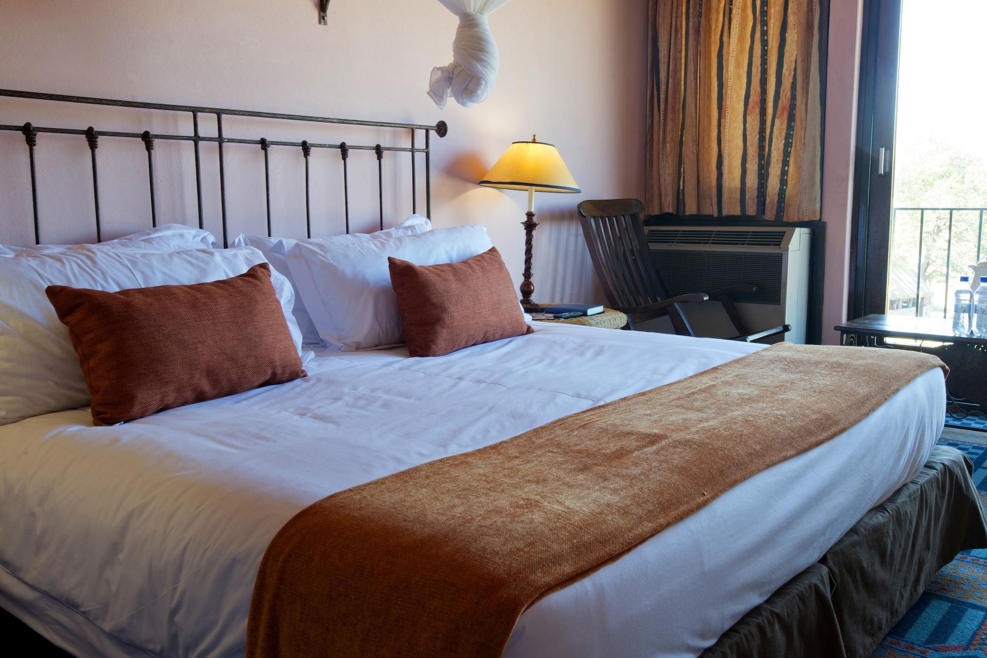 Hwange Safari Lodge Dete Buitenkant foto