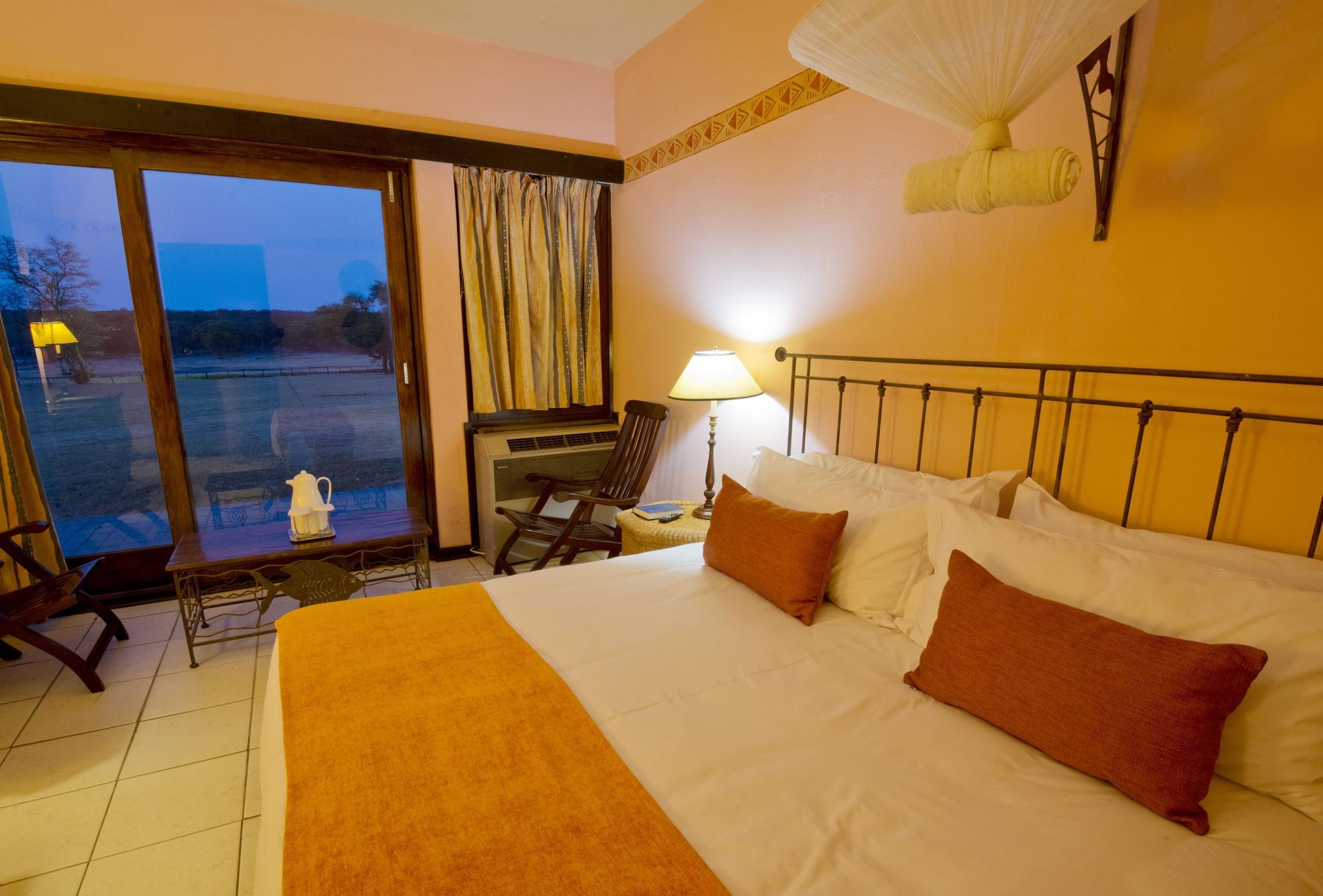 Hwange Safari Lodge Dete Buitenkant foto