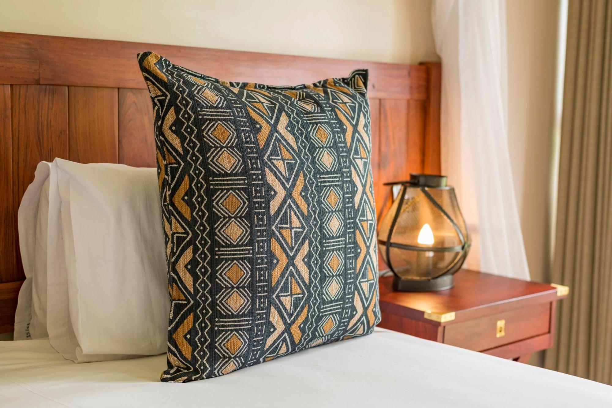 Hwange Safari Lodge Dete Buitenkant foto