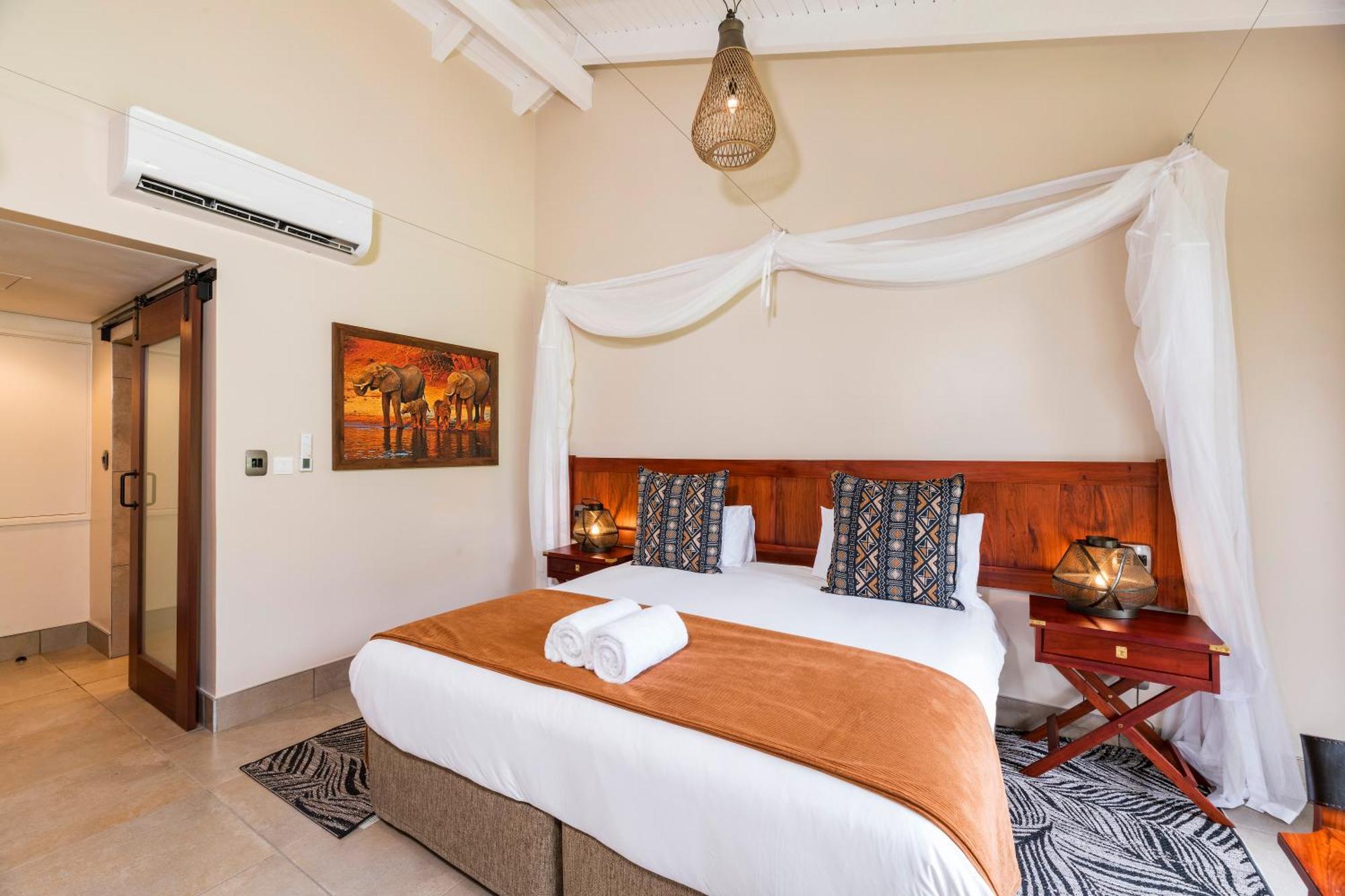 Hwange Safari Lodge Dete Buitenkant foto