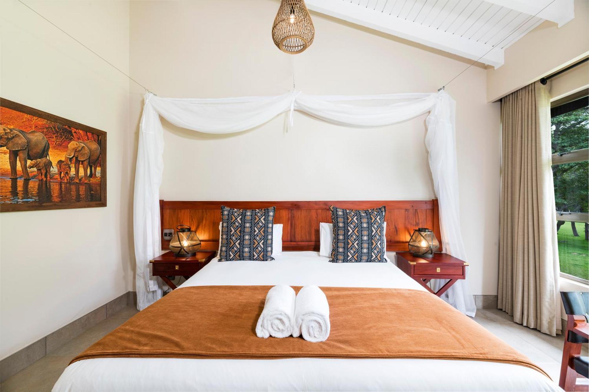 Hwange Safari Lodge Dete Buitenkant foto