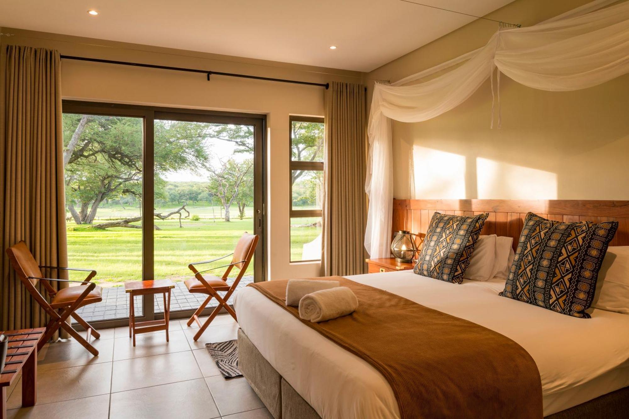 Hwange Safari Lodge Dete Buitenkant foto